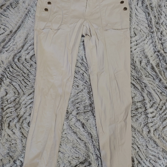 WHBM Button Detail Skimmers size 10 - Picture 2 of 4